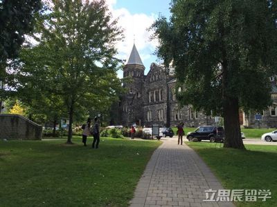 服装设计加拿大留学,服装加拿大留学服装设计